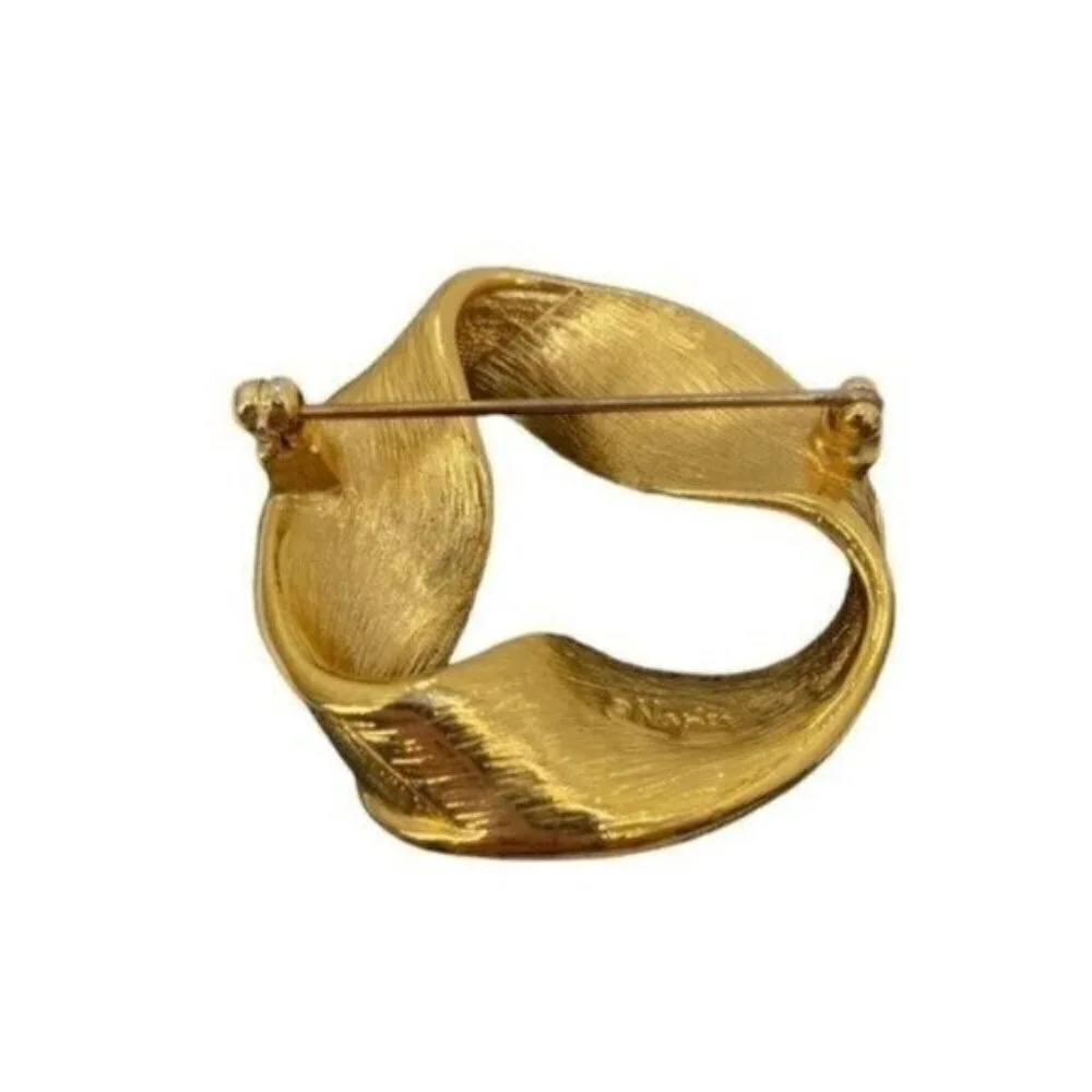 Vintage Napier Textured Circular Ribbon Two Tone Signed Brooch